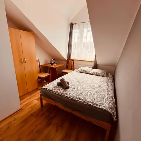Delfin Wynajem Pokoi Habitación en casa particular *