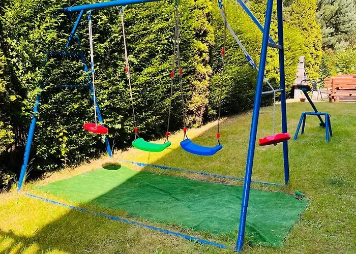 منزل للإقامة Delfin Wynajem Pokoi *