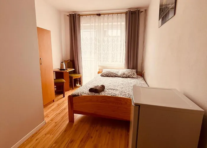 منزل للإقامة Delfin Wynajem Pokoi